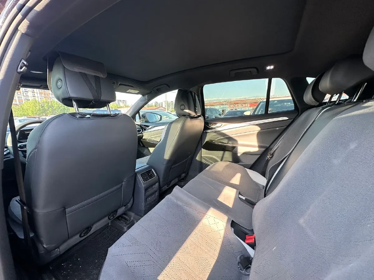 2022 Chevrolet Menlo BEV 61.1KWH,autocango,china used car exporter,china ev exporter,chinese used car exporter,chinese used ev exporter