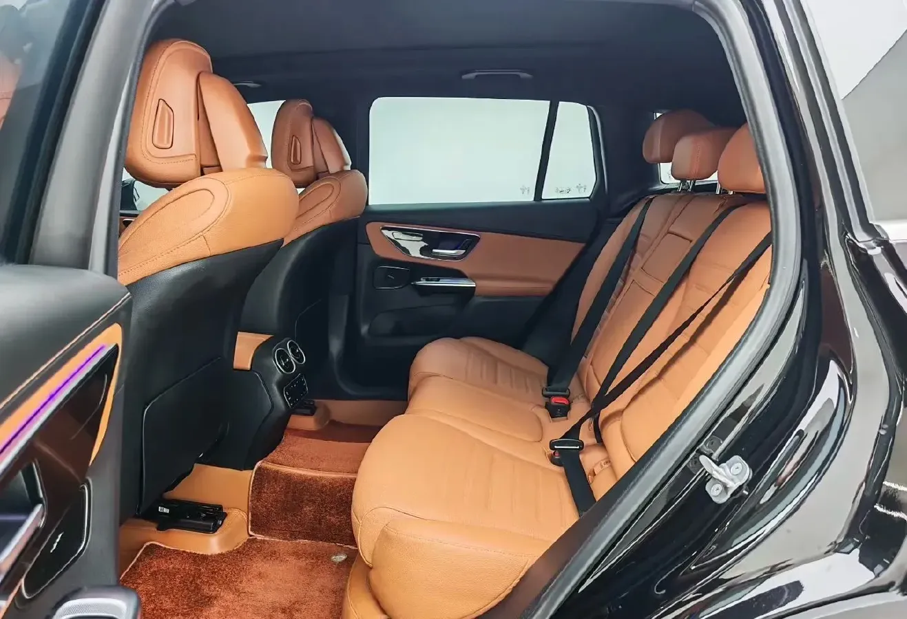 2024 Mercedes-Benz GLC Class 2.0T 204HP L4 9AT,autocango,china used car exporter,china ev exporter,chinese used car exporter,chinese used ev exporter