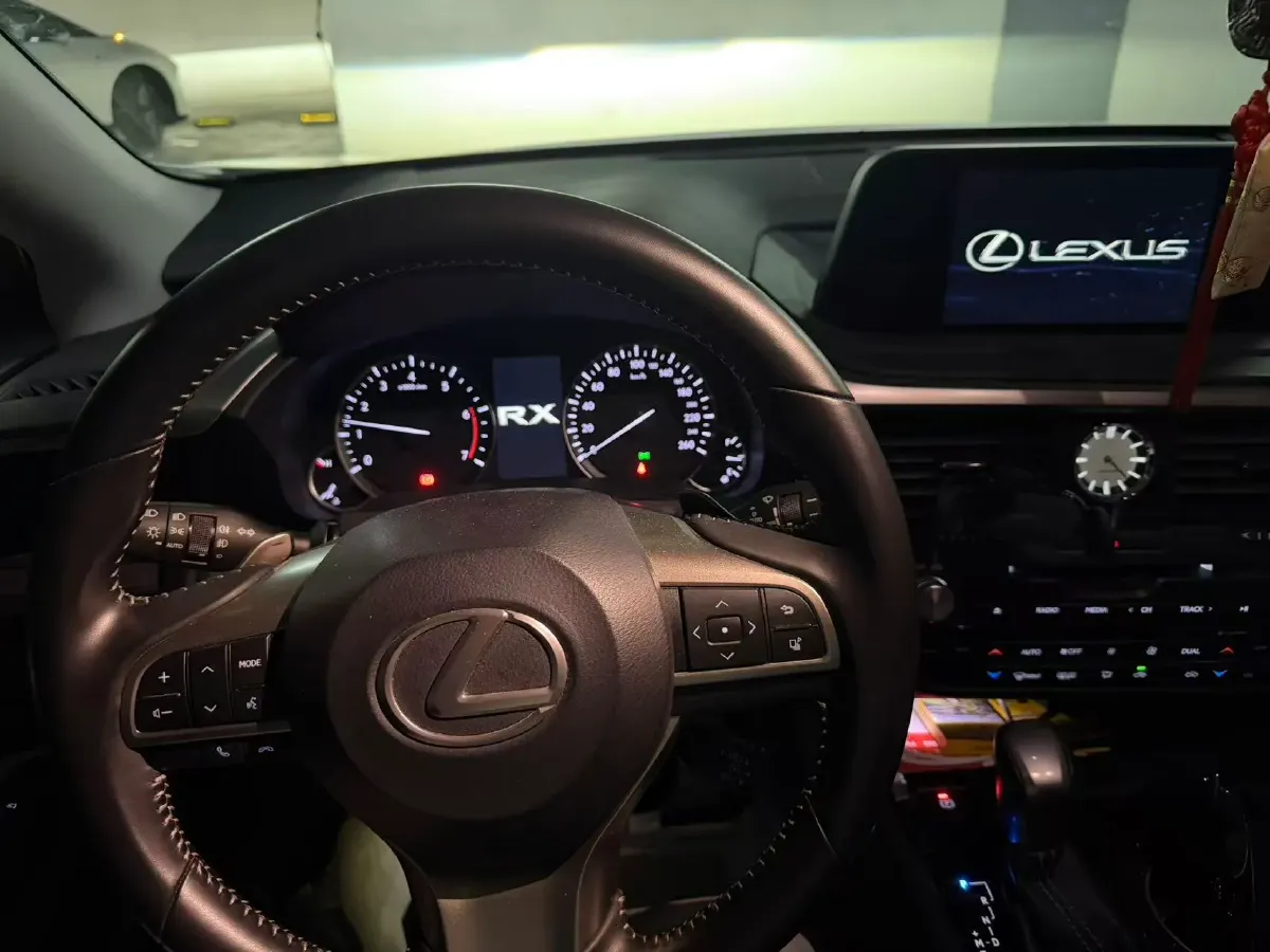 2020 Lexus RX 2.0T 238HP L4 6AT,autocango,china used car exporter,china ev exporter,chinese used car exporter,chinese used ev exporter