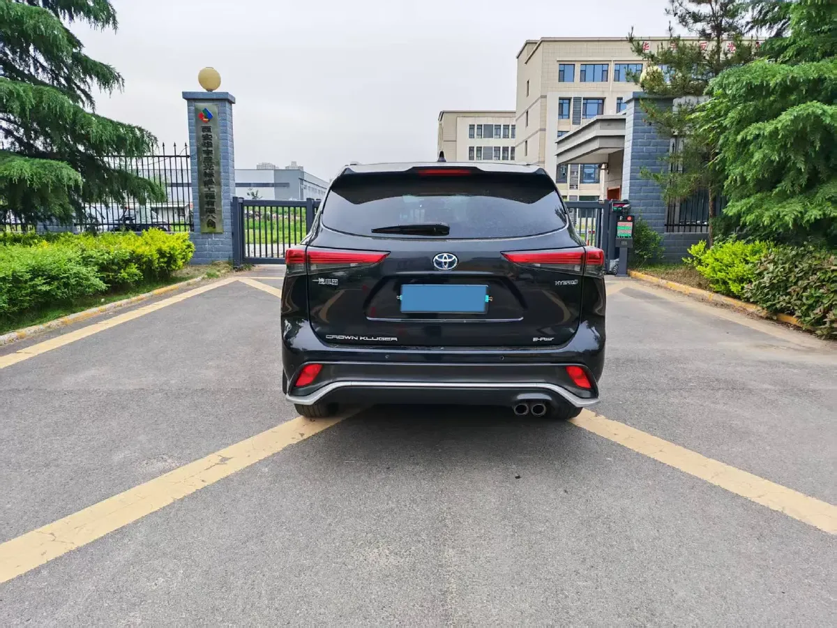 2021 Toyota Crown Kluger 2.5L 192HP L4 E-CVT Hybrid,autocango,china used car exporter,china ev exporter,chinese used car exporter,chinese used ev exporter