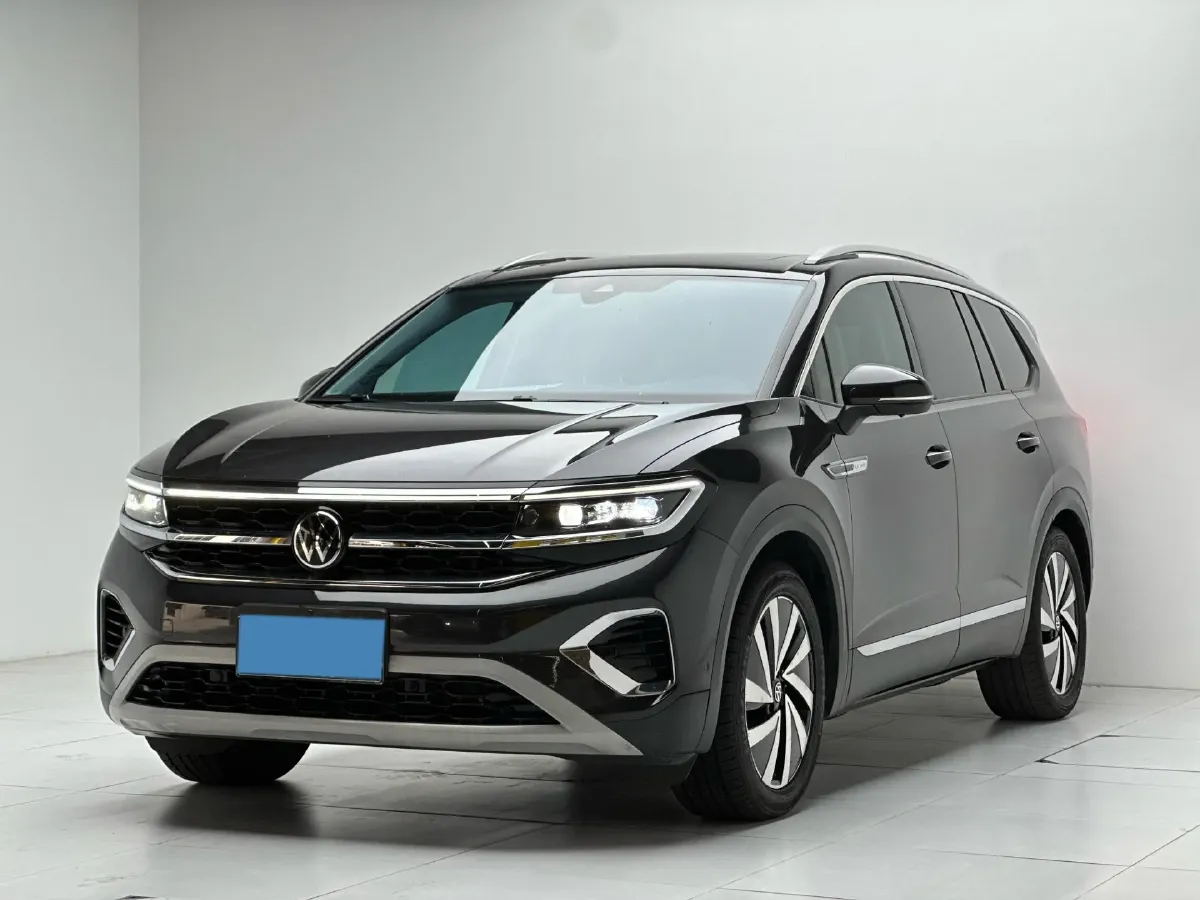 2021 Volkswagen Talagon 2.0T 220HP L4 7DCT,autocango,china used car exporter,china ev exporter,chinese used car exporter,chinese used ev exporter