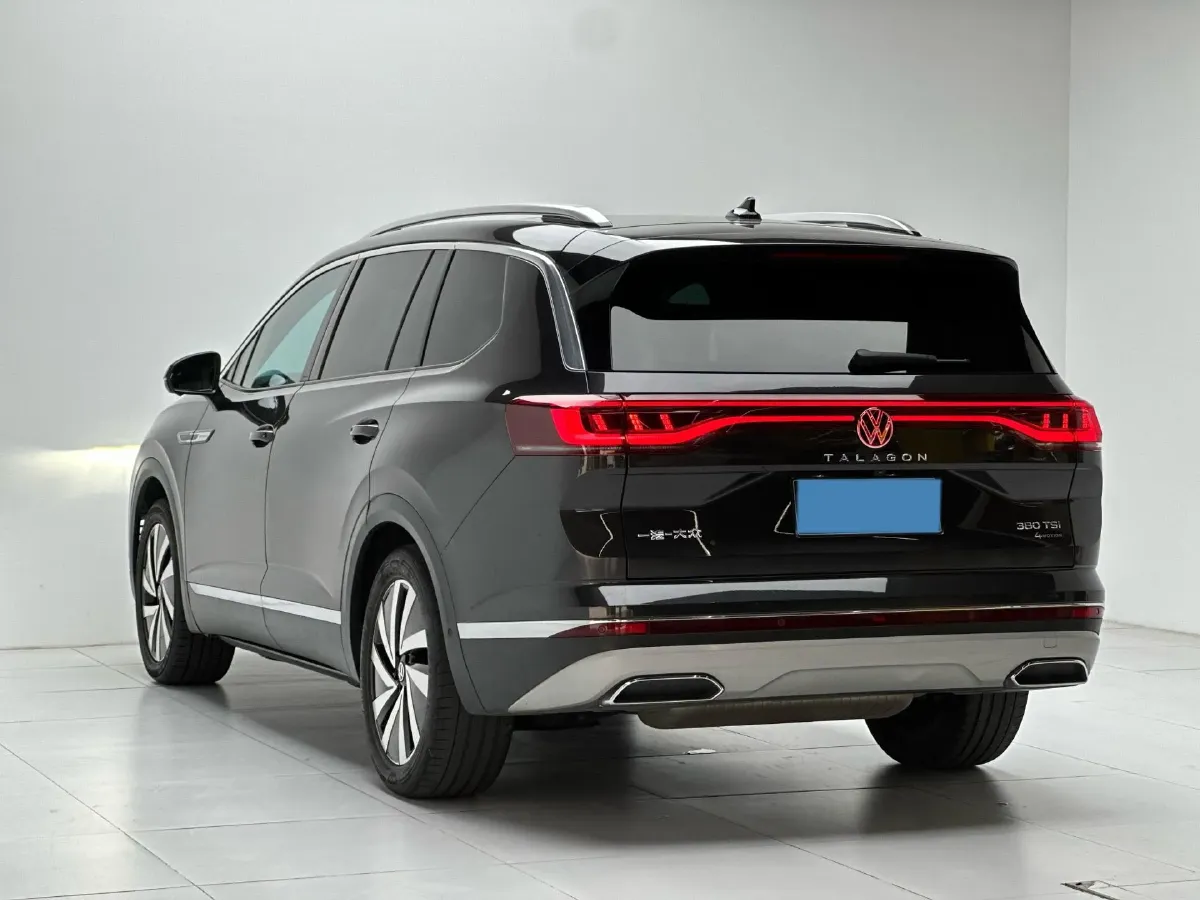 2021 Volkswagen Talagon 2.0T 220HP L4 7DCT,autocango,china used car exporter,china ev exporter,chinese used car exporter,chinese used ev exporter