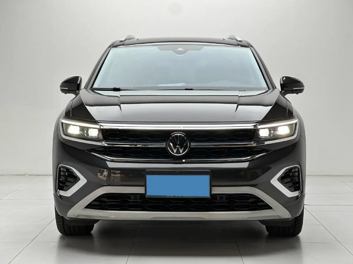 2021 Volkswagen Talagon 2.0T 220HP L4 7DCT,autocango,china used car exporter,china ev exporter,chinese used car exporter,chinese used ev exporter