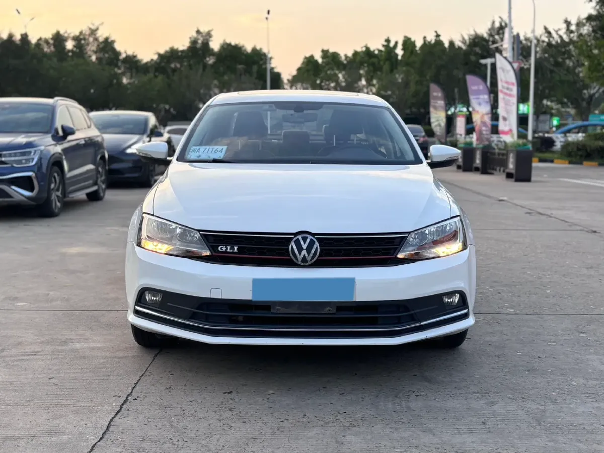 2018 Volkswagen Sagitar 1.2T 110HP L4 7DCT,autocango,china used car exporter,china ev exporter,chinese used car exporter,chinese used ev exporter
