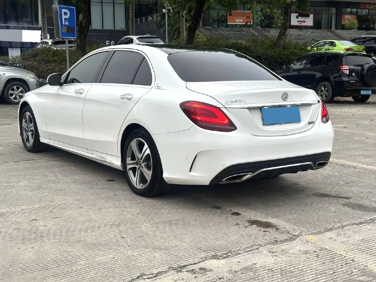 2020 Mercedes-Benz C Class 1.5T 184HP L4 9AT,autocango,china used car exporter,china ev exporter,chinese used car exporter,chinese used ev exporter