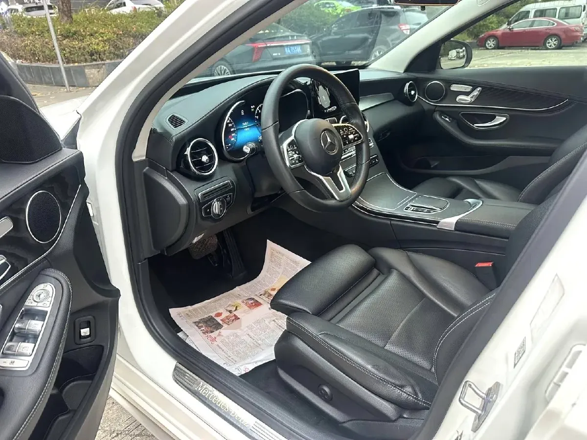 2020 Mercedes-Benz C Class 1.5T 184HP L4 9AT,autocango,china used car exporter,china ev exporter,chinese used car exporter,chinese used ev exporter