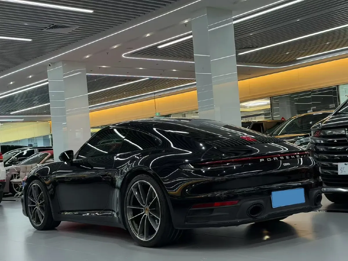 2023 Porsche 911 3.0T 385HP H6 8DCT,autocango,china used car exporter,china ev exporter,chinese used car exporter,chinese used ev exporter