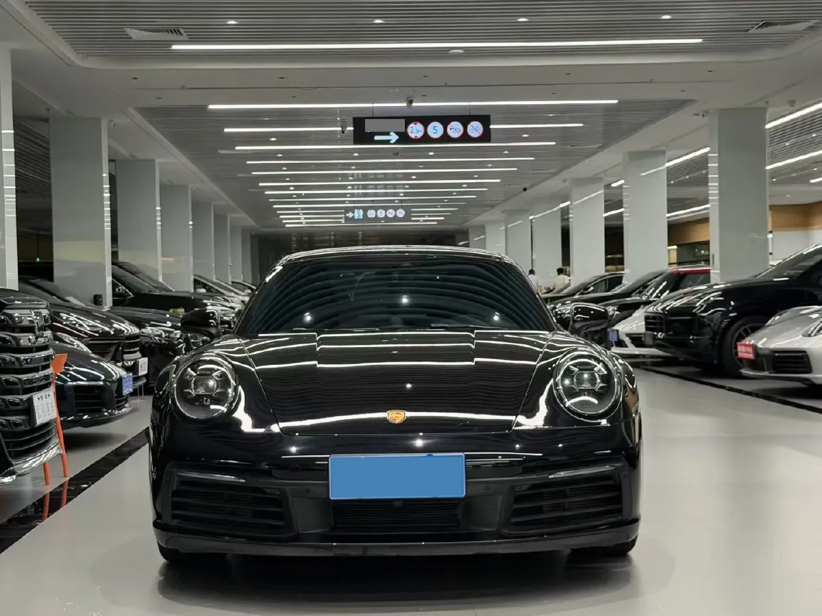 2023 Porsche 911 3.0T 385HP H6 8DCT,autocango,china used car exporter,china ev exporter,chinese used car exporter,chinese used ev exporter