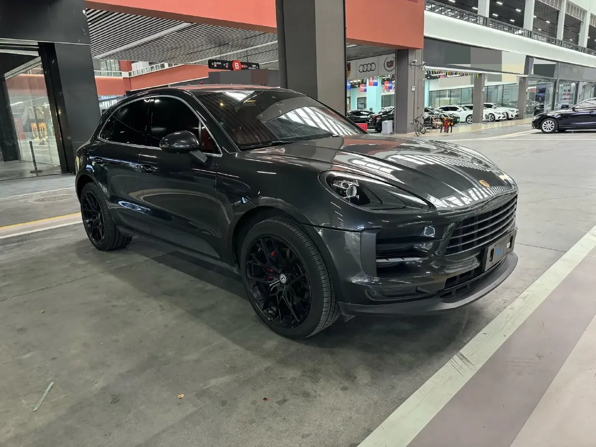 2018 Porsche Macan 2.0T 252HP L4 7DCT,autocango,china used car exporter,china ev exporter,chinese used car exporter,chinese used ev exporter