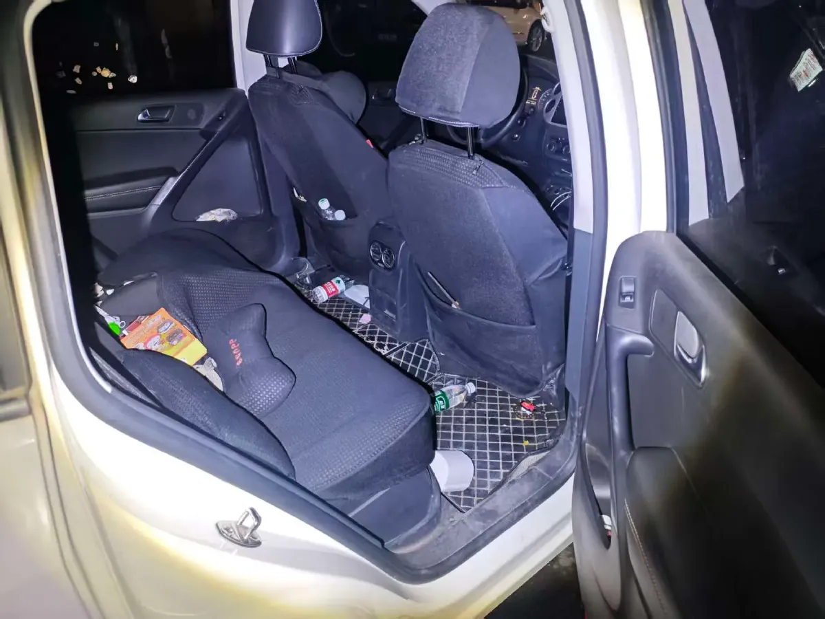 2017 MAXUS T60 2.0T 224HP L4 6AT,autocango,china used car exporter,china ev exporter,chinese used car exporter,chinese used ev exporter