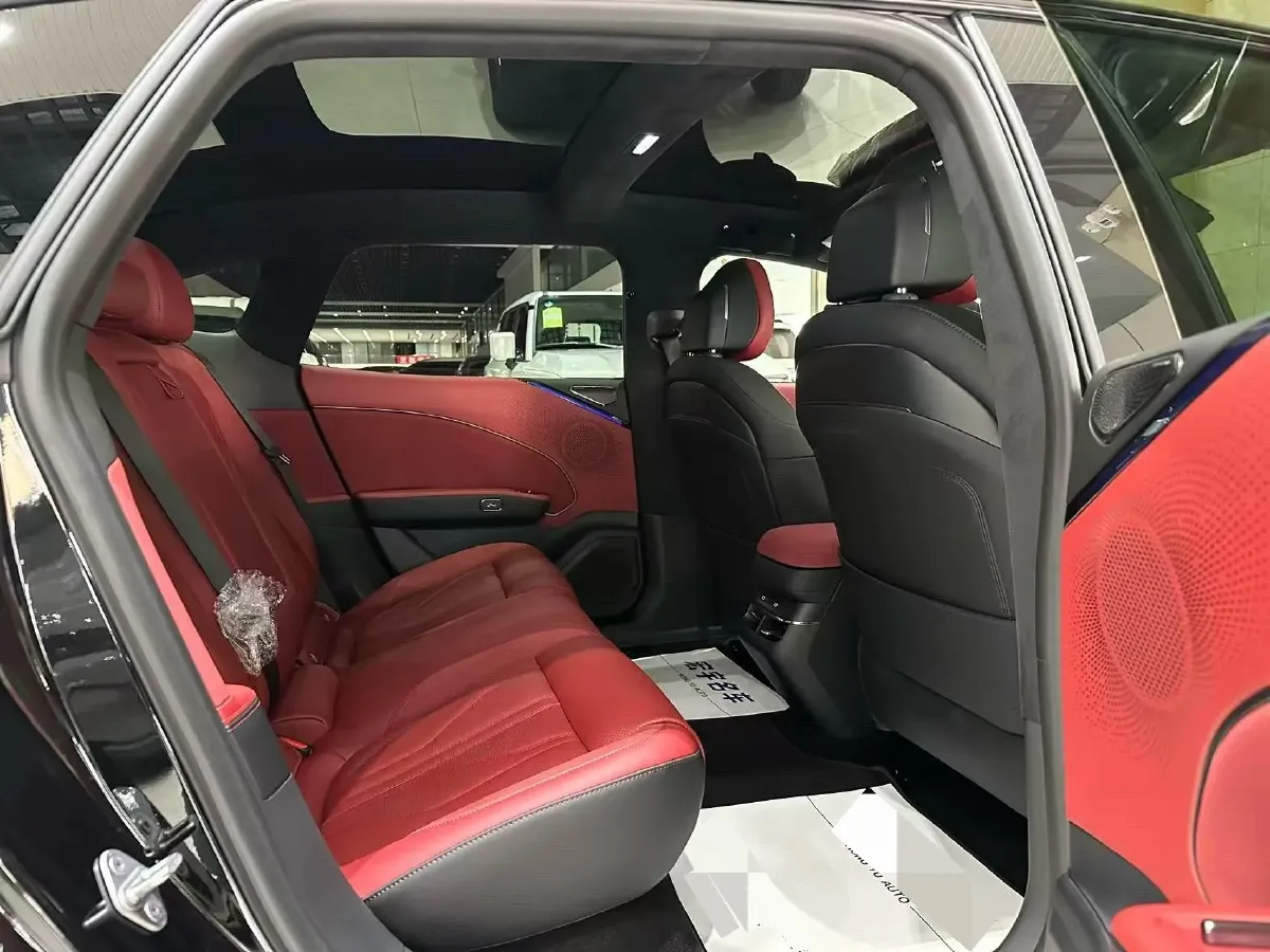 2026 Chery Tiggo 9 2.0T 261HP L4 8AT,autocango,china used car exporter,china ev exporter,chinese used car exporter,chinese used ev exporter