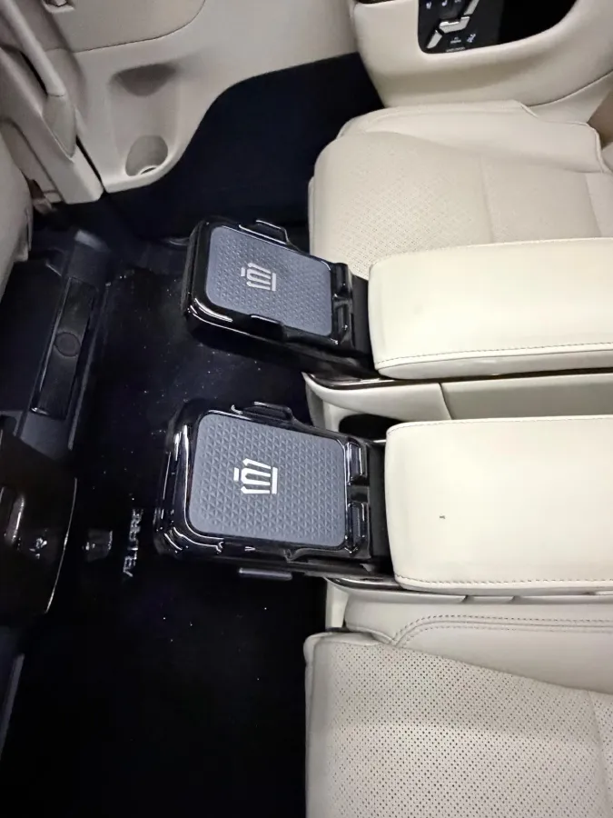 2023 Toyota Vellfire 2.5L 117HP L4 E-CVT Hybrid,autocango,china used car exporter,china ev exporter,chinese used car exporter,chinese used ev exporter