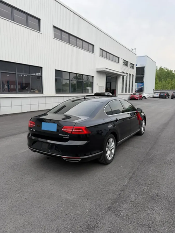 2018 Volkswagen Magotan 1.8T 180HP L4 7DCT,autocango,china used car exporter,china ev exporter,chinese used car exporter,chinese used ev exporter