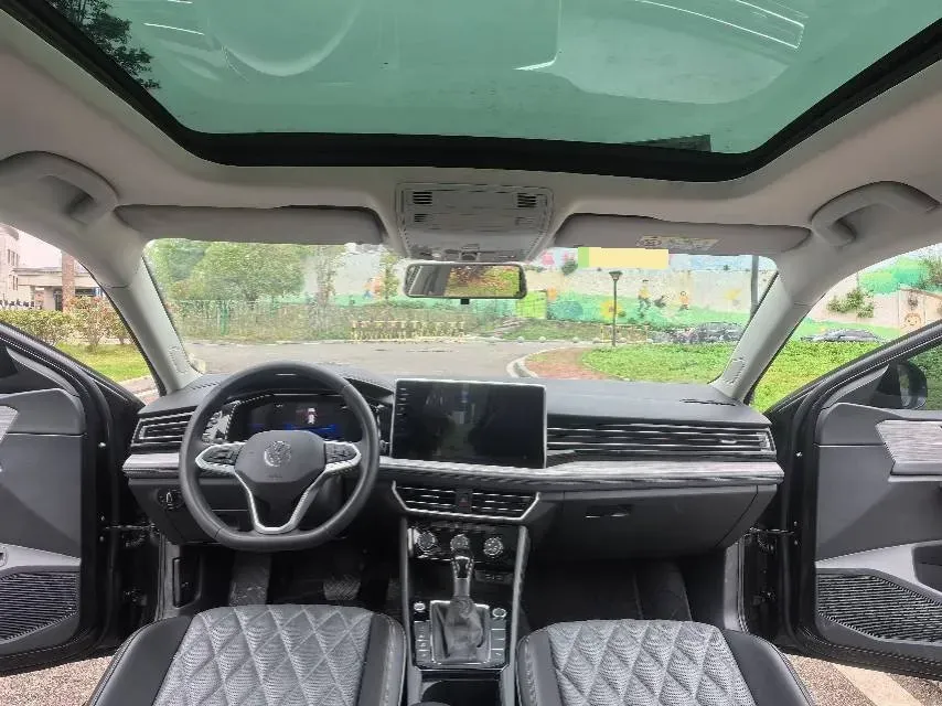 2023 Volkswagen Sagitar 1.4T 150HP L4 7DCT,autocango,china used car exporter,china ev exporter,chinese used car exporter,chinese used ev exporter