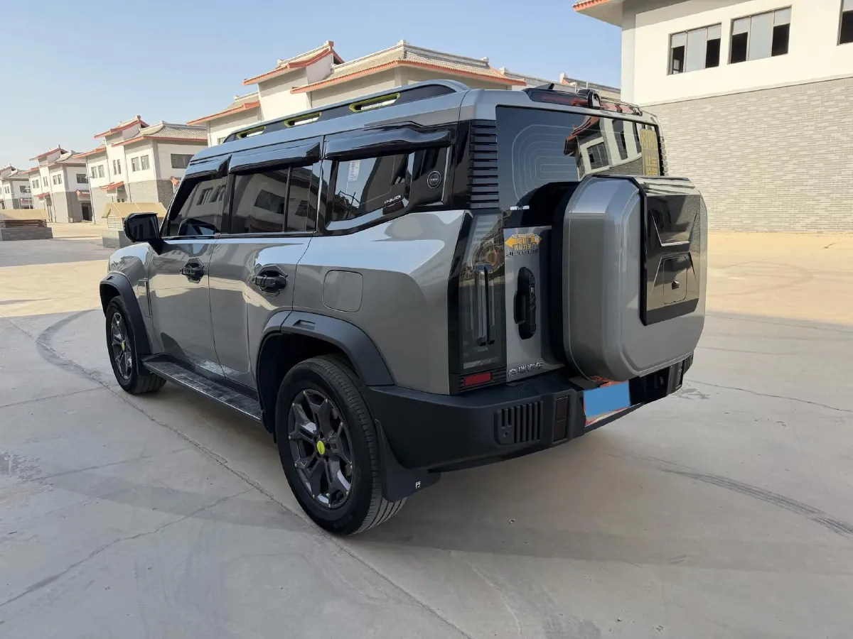 2023 Jetour Traveller 2.0T 254HP L4 7DCT,autocango,china used car exporter,china ev exporter,chinese used car exporter,chinese used ev exporter