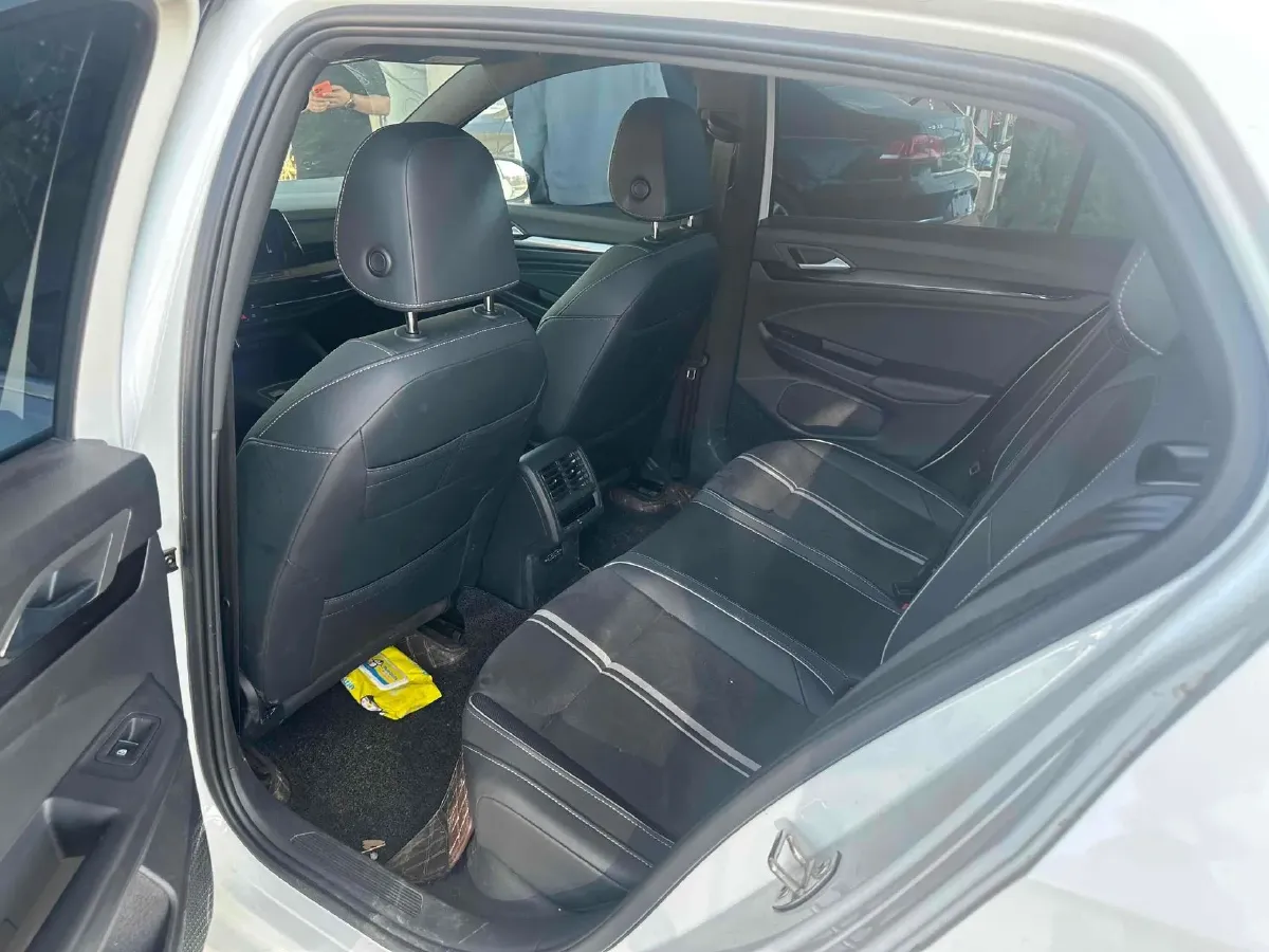 2023 Volkswagen Golf 1.4T 150HP L4 7DCT,autocango,china used car exporter,china ev exporter,chinese used car exporter,chinese used ev exporter