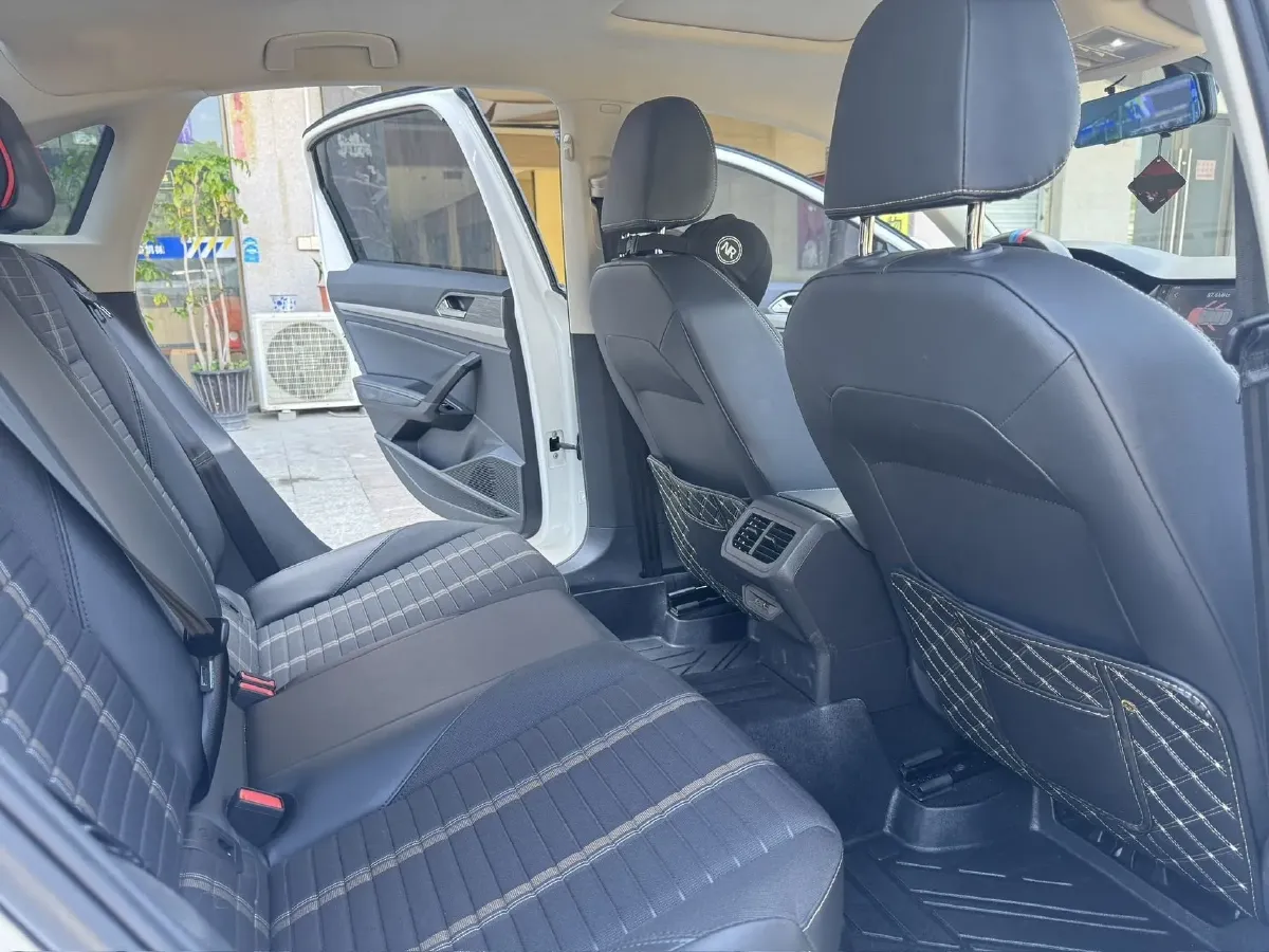 2021 Volkswagen Lavida 1.4T 150HP L4 7DCT,autocango,china used car exporter,china ev exporter,chinese used car exporter,chinese used ev exporter