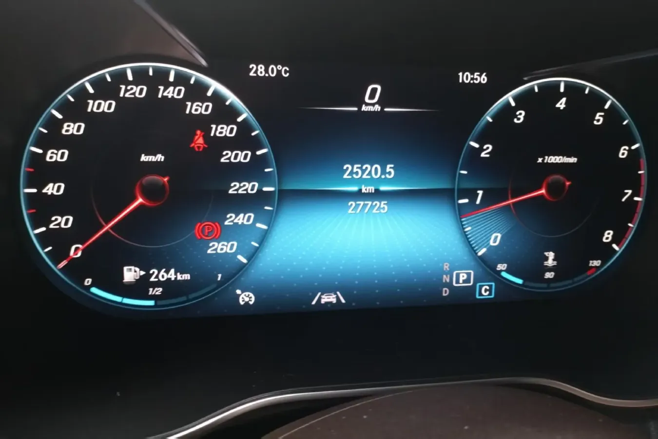 2021 Mercedes-Benz GLC Class 2.0T 258HP L4 9AT,autocango,china used car exporter,china ev exporter,chinese used car exporter,chinese used ev exporter