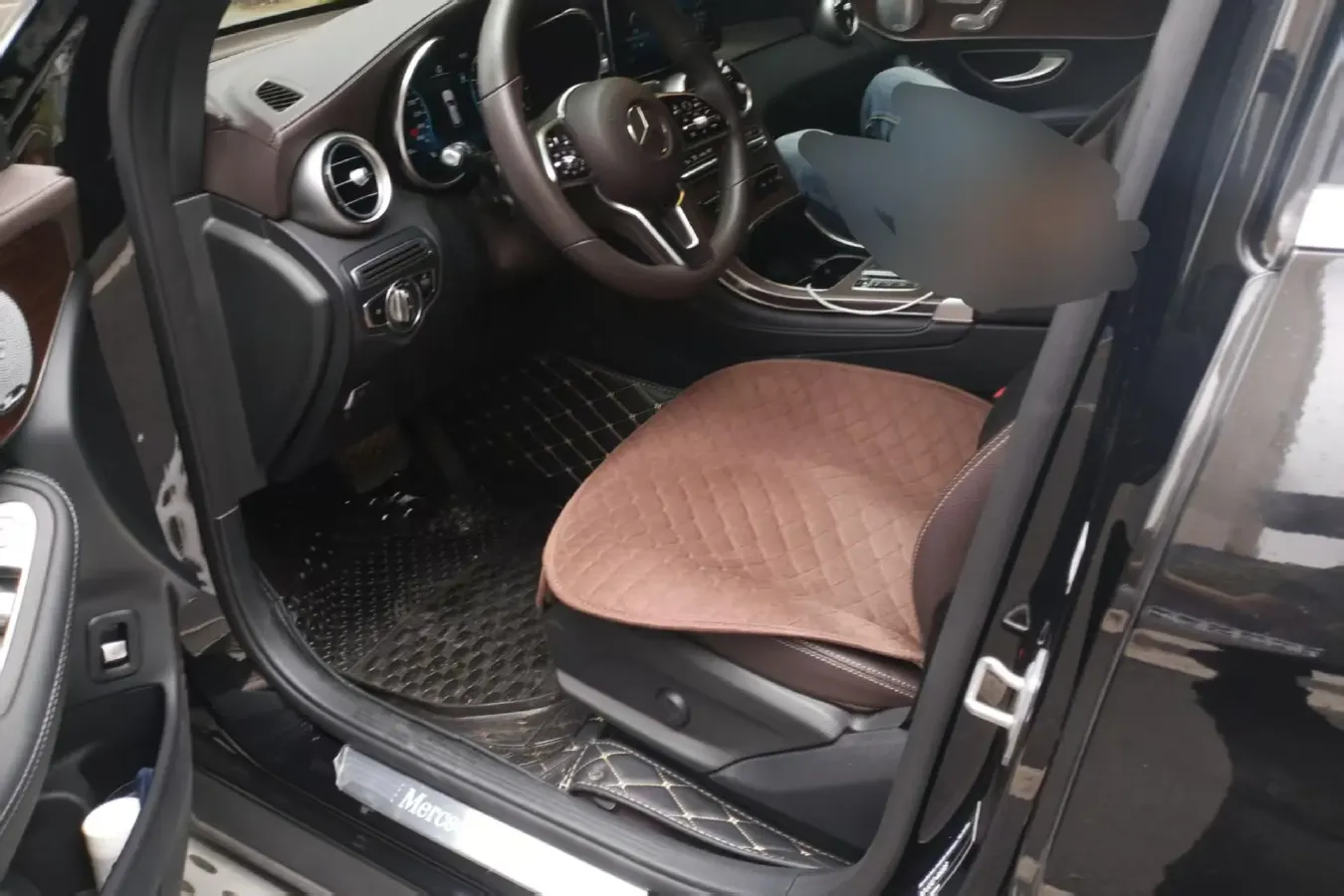 2021 Mercedes-Benz GLC Class 2.0T 258HP L4 9AT,autocango,china used car exporter,china ev exporter,chinese used car exporter,chinese used ev exporter