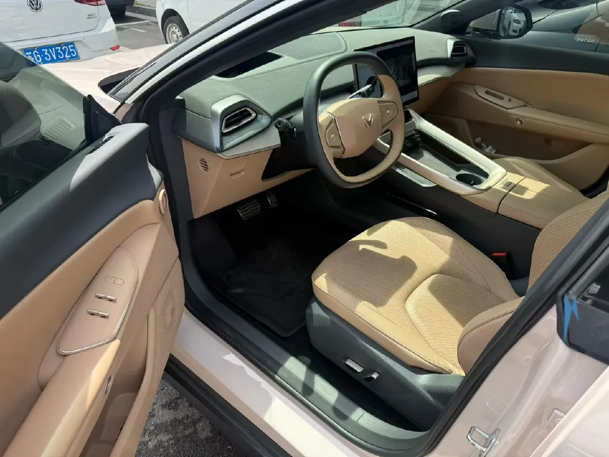 2025 ARCFOX αS5 BEV,autocango,china used car exporter,china ev exporter,chinese used car exporter,chinese used ev exporter