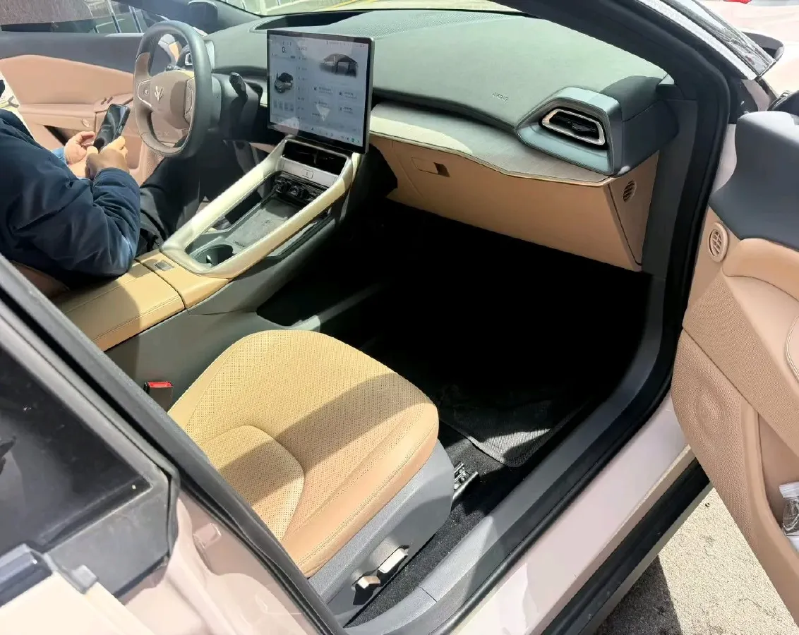 2025 ARCFOX αS5 BEV,autocango,china used car exporter,china ev exporter,chinese used car exporter,chinese used ev exporter