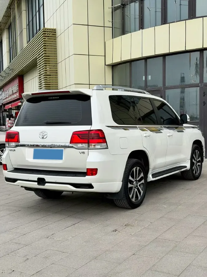 2015 Toyota Land Cruiser 4.0L 275HP V6 5AT,autocango,china used car exporter,china ev exporter,chinese used car exporter,chinese used ev exporter