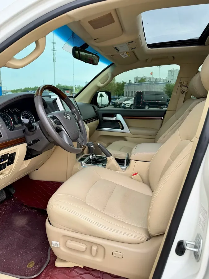 2015 Toyota Land Cruiser 4.0L 275HP V6 5AT,autocango,china used car exporter,china ev exporter,chinese used car exporter,chinese used ev exporter