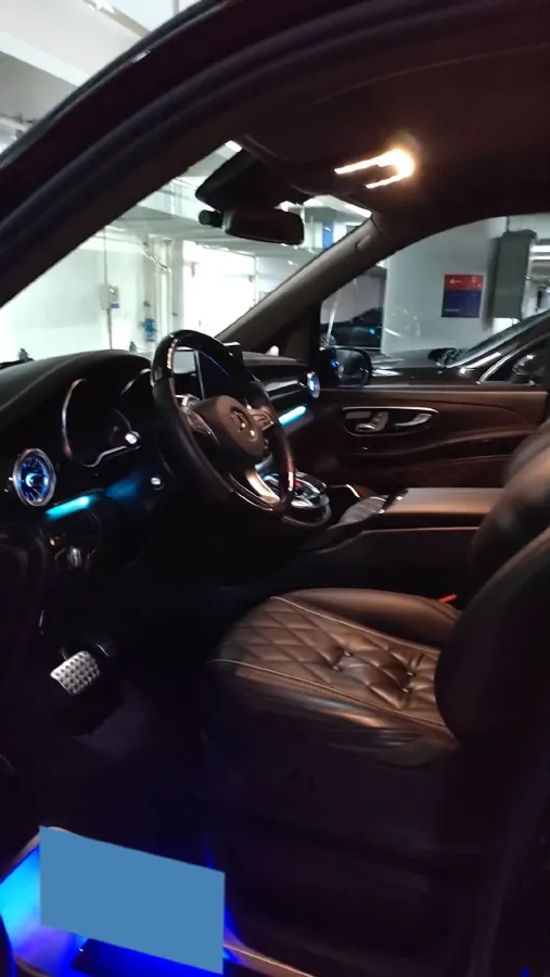 2018 Mercedes-Benz V Class 2.0T 211HP L4 7AT,autocango,china used car exporter,china ev exporter,chinese used car exporter,chinese used ev exporter