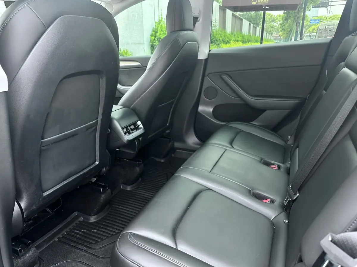 2021 Tesla Model Y BEV 60KWH,autocango,china used car exporter,china ev exporter,chinese used car exporter,chinese used ev exporter