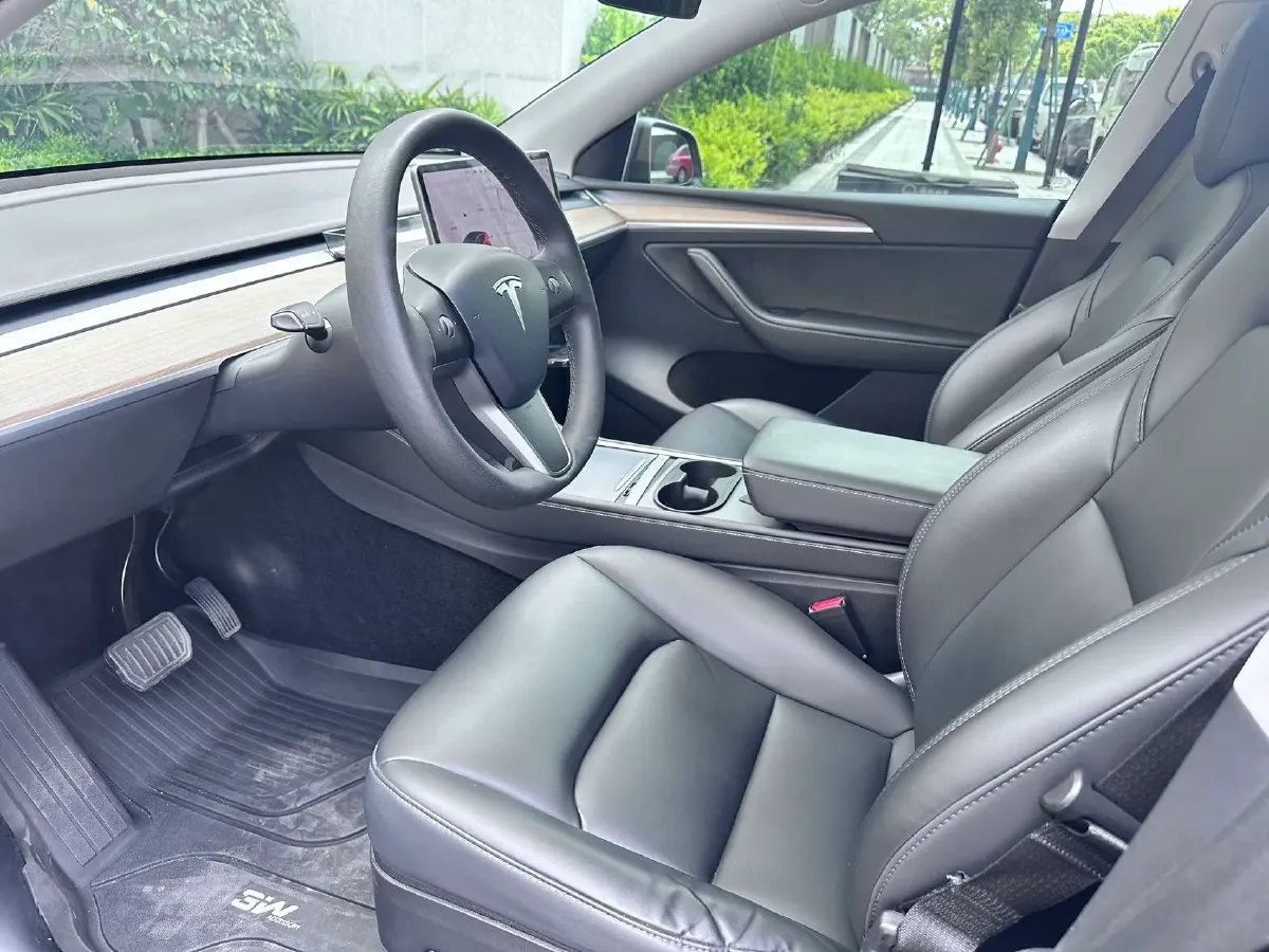 2021 Tesla Model Y BEV 60KWH,autocango,china used car exporter,china ev exporter,chinese used car exporter,chinese used ev exporter