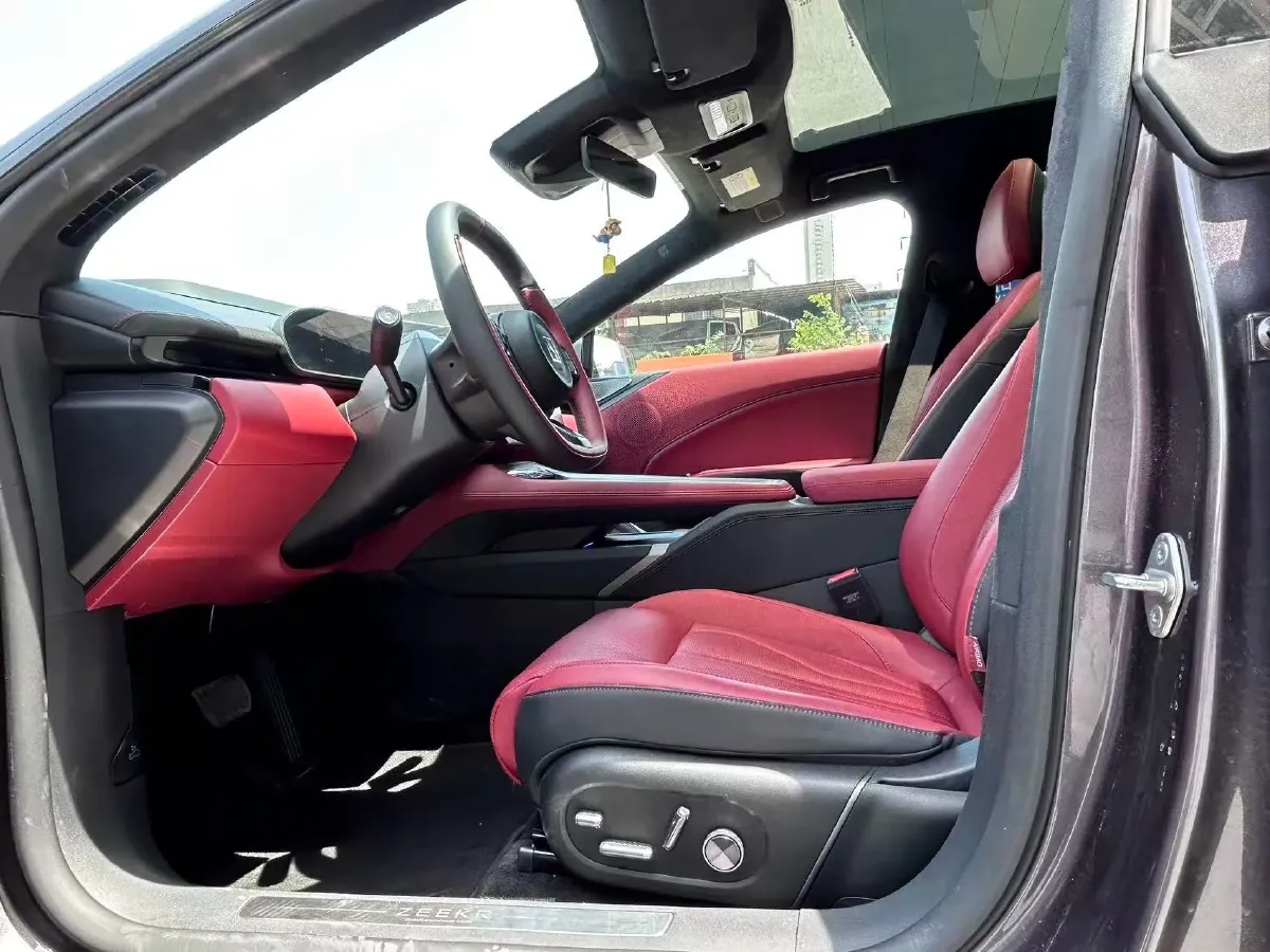 2025 Zeekr 7X BEV 75KWH,autocango,china used car exporter,china ev exporter,chinese used car exporter,chinese used ev exporter