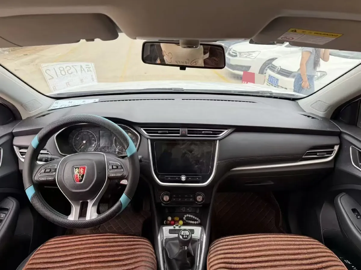 2020 Roewe RX3 1.6L 125HP L4 5MT,autocango,china used car exporter,china ev exporter,chinese used car exporter,chinese used ev exporter