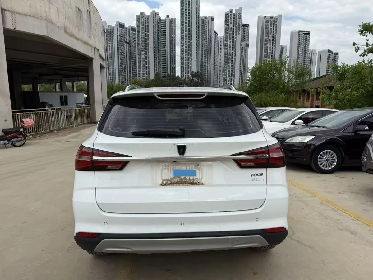 2020 Roewe RX3 1.6L 125HP L4 5MT,autocango,china used car exporter,china ev exporter,chinese used car exporter,chinese used ev exporter