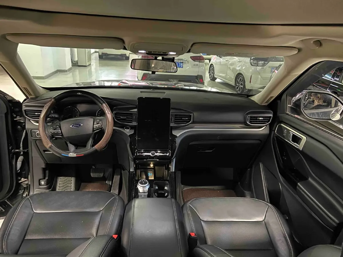 2020 Ford Explorer 2.3T 276HP L4 10AT,autocango,china used car exporter,china ev exporter,chinese used car exporter,chinese used ev exporter