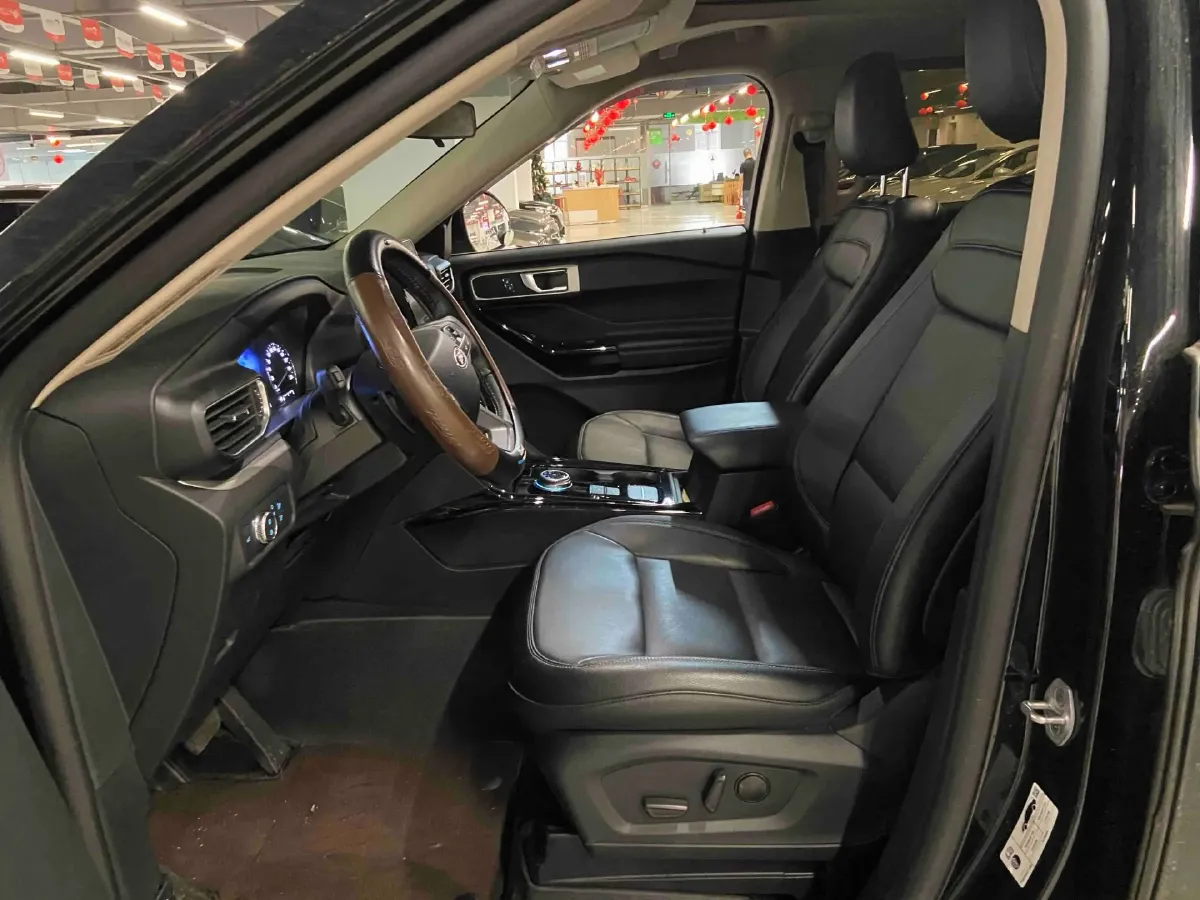 2020 Ford Explorer 2.3T 276HP L4 10AT,autocango,china used car exporter,china ev exporter,chinese used car exporter,chinese used ev exporter