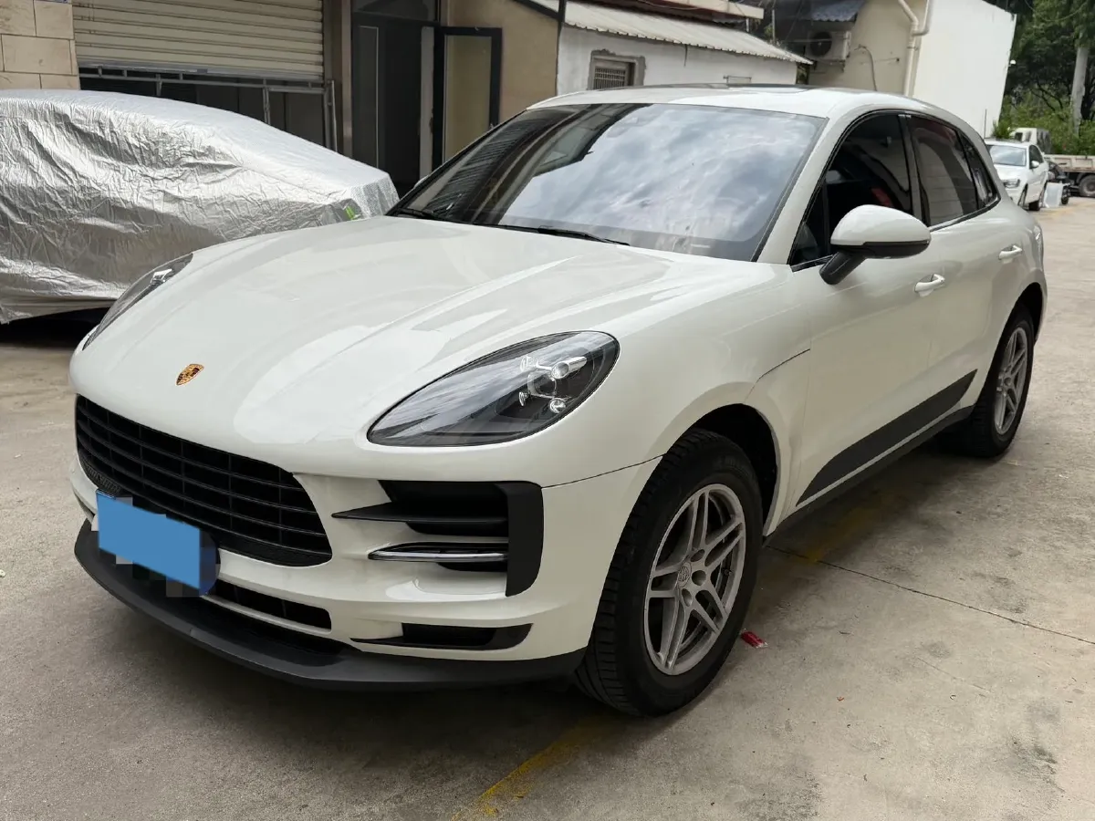 2021 Porsche Macan 2.0T 252HP L4 7DCT,autocango,china used car exporter,china ev exporter,chinese used car exporter,chinese used ev exporter