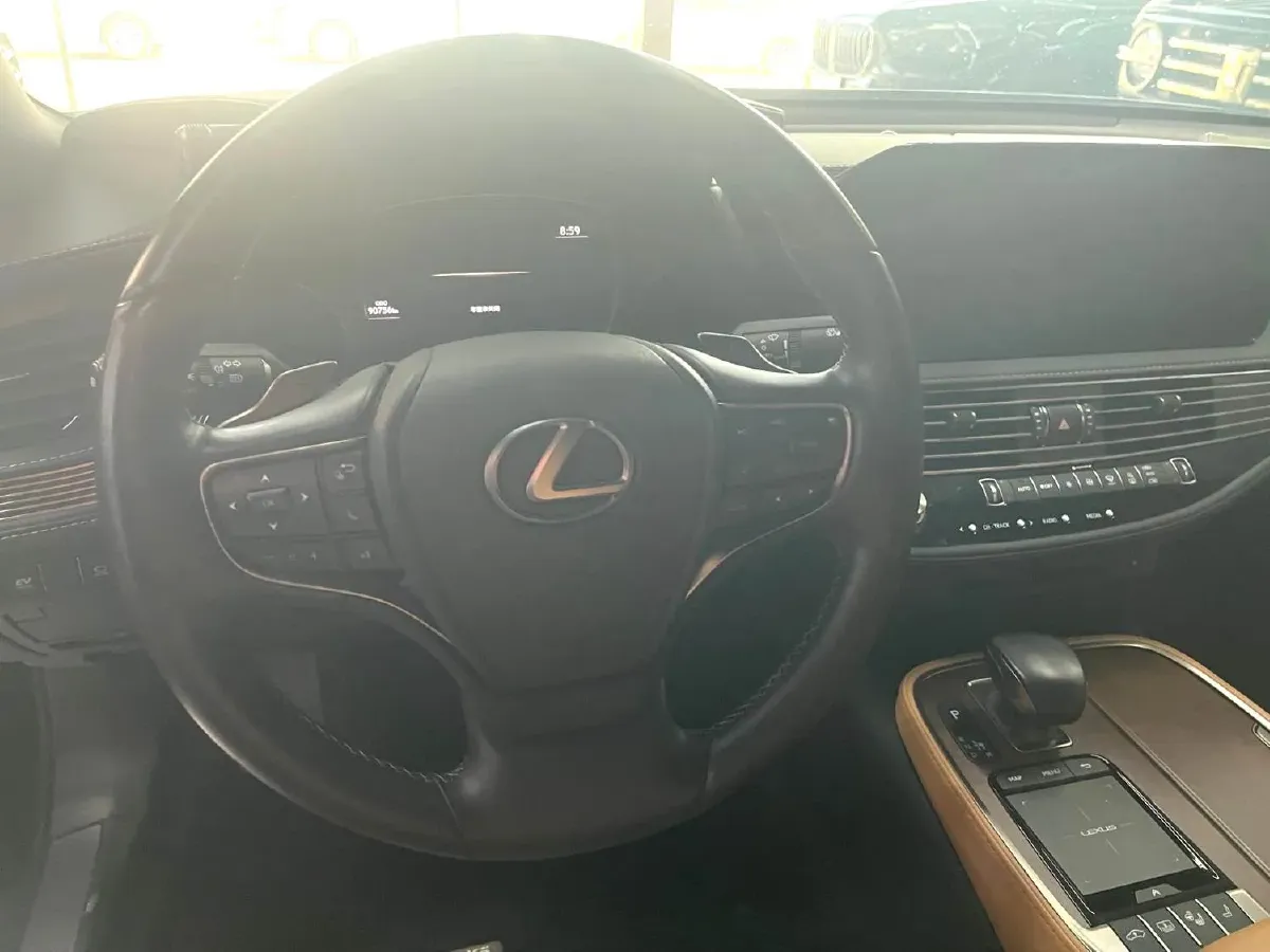 2020 Lexus LS 3.5L 299HP V6 E-CVT Hybrid,autocango,china used car exporter,china ev exporter,chinese used car exporter,chinese used ev exporter