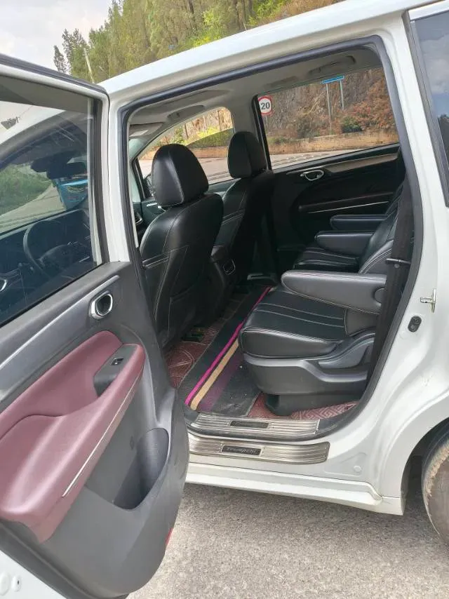 2021 GAC Trumpchi M6 1.5T 169HP L4 7DCT,autocango,china used car exporter,china ev exporter,chinese used car exporter,chinese used ev exporter