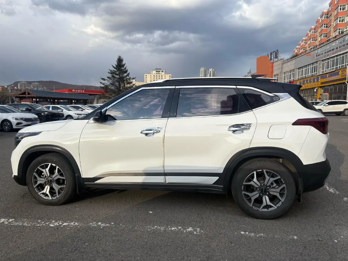 2021 Kia KX3 1.5L 115HP L4 CVT,autocango,china used car exporter,china ev exporter,chinese used car exporter,chinese used ev exporter