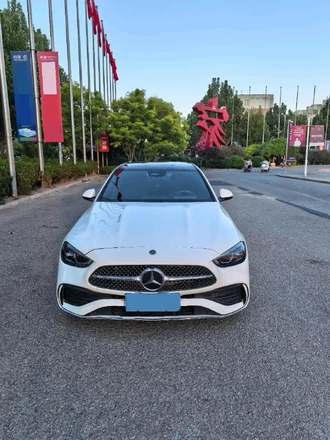 2025 Mercedes-Benz C Class 1.5T 204HP L4 9AT,autocango,china used car exporter,china ev exporter,chinese used car exporter,chinese used ev exporter