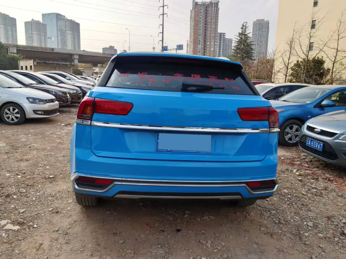 2017 Zotye Damy X7 1.5T 163HP L4 5MT,autocango,china used car exporter,china ev exporter,chinese used car exporter,chinese used ev exporter