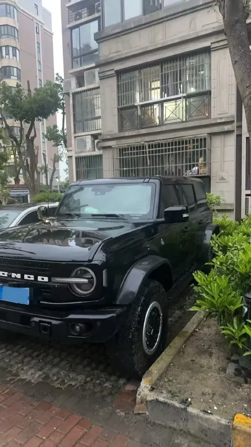 2024 Ford Bronco 2.3T 275HP L4 10AT,autocango,china used car exporter,china ev exporter,chinese used car exporter,chinese used ev exporter