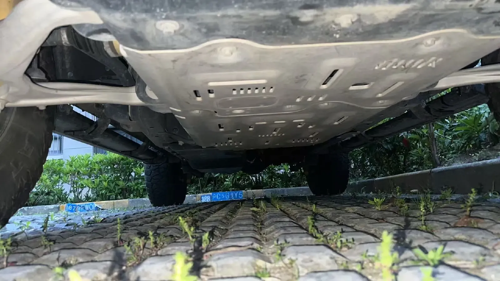 2024 Ford Bronco 2.3T 275HP L4 10AT,autocango,china used car exporter,china ev exporter,chinese used car exporter,chinese used ev exporter