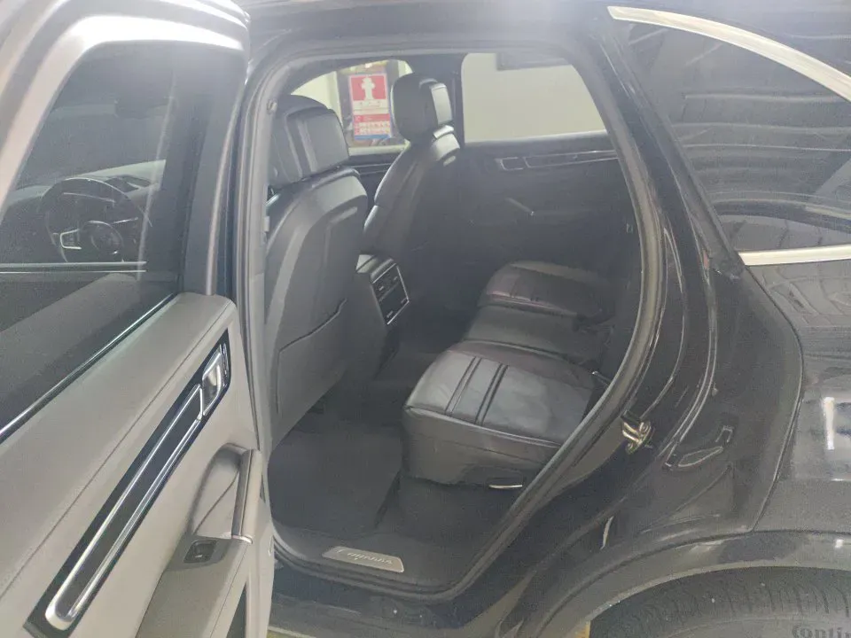 2019 Porsche Cayenne 3.0T 340HP V6 8AT,autocango,china used car exporter,china ev exporter,chinese used car exporter,chinese used ev exporter