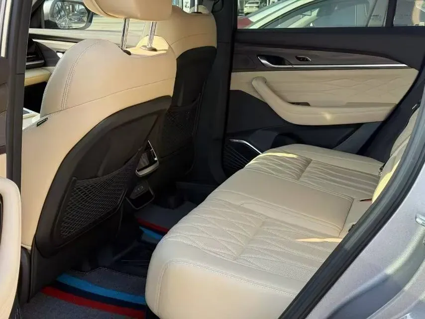 2025 Geely Monjaro 2.0T 238HP L4 8AT,autocango,china used car exporter,china ev exporter,chinese used car exporter,chinese used ev exporter