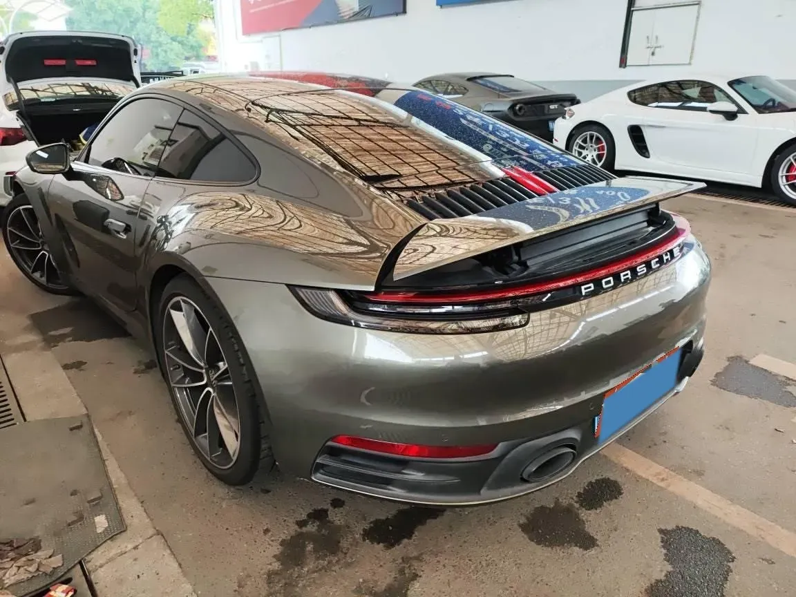2023 Porsche 911 3.0T 385HP H6 8DCT,autocango,china used car exporter,china ev exporter,chinese used car exporter,chinese used ev exporter