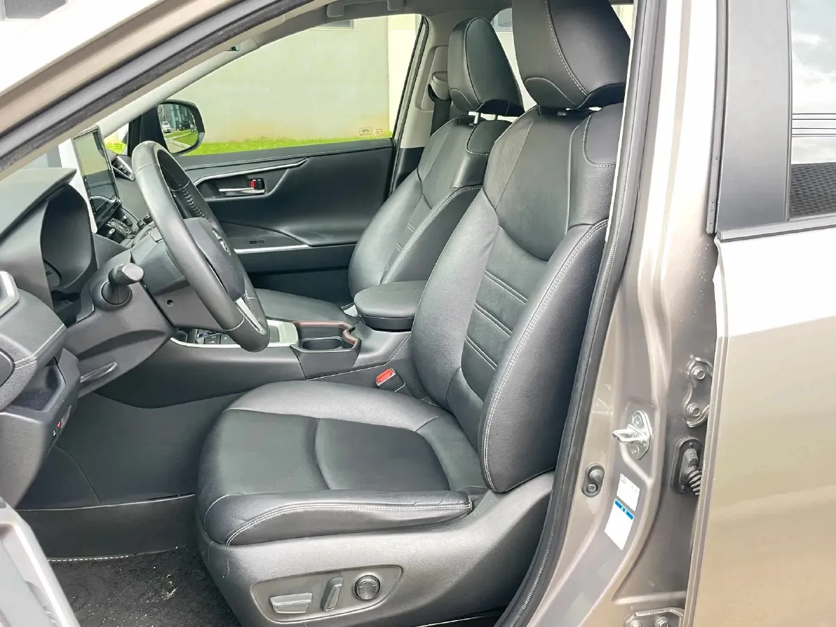 2020 Toyota RAV4 2.5L 178HP L4 E-CVT Hybrid,autocango,china used car exporter,china ev exporter,chinese used car exporter,chinese used ev exporter