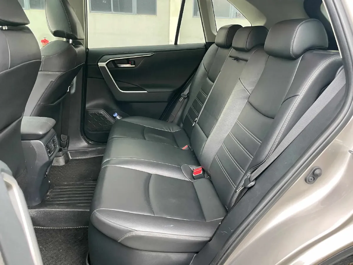 2020 Toyota RAV4 2.5L 178HP L4 E-CVT Hybrid,autocango,china used car exporter,china ev exporter,chinese used car exporter,chinese used ev exporter