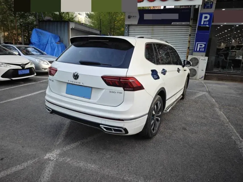 2024 Volkswagen Tiguan L 2.0T 186HP L4 7DCT,autocango,china used car exporter,china ev exporter,chinese used car exporter,chinese used ev exporter