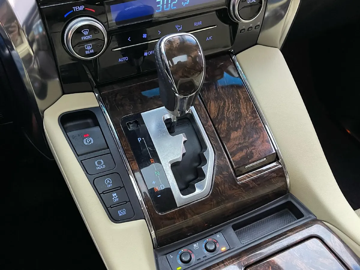 2018 Toyota Alphard 3.5L 301HP V6 8AT,autocango,china used car exporter,china ev exporter,chinese used car exporter,chinese used ev exporter